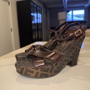Fendi vintage wedges